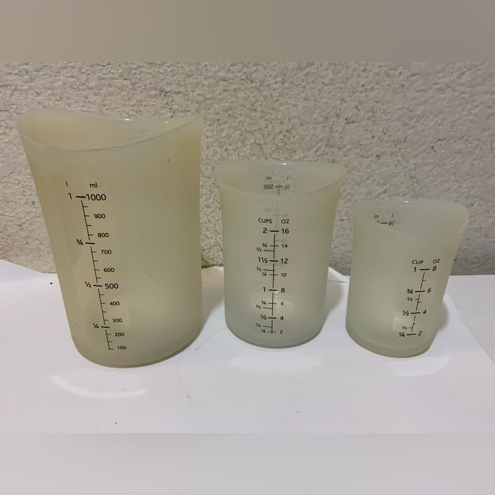 iSi Basics Measuring Set of 3 Silicone Flexible Mesauring Cup G23